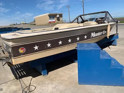 1983 Mastercraft 19' Trounament Ski Boat & Trailer - California • $10