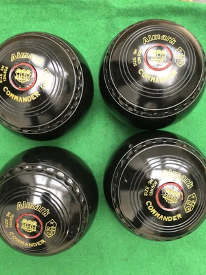 £45 • Buy Almark Commander Lawn Bowls Suze 3 Medium 