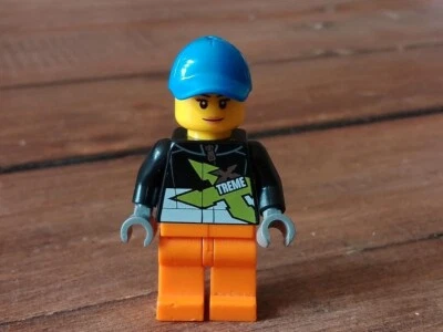 £1.99 • Buy Lego City Harbour Xtreme Powerboat Driver Mini Figure Cty543 From 60085