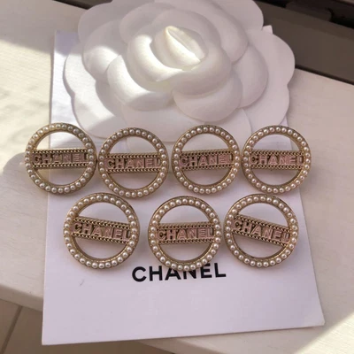 £145.58 • Buy CHANEL Vintage Button Lot 7 Set #1066
