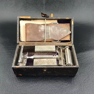 Vintage Ever Ready 1914 Safety Razor With Case Strop & Stropper  • $140