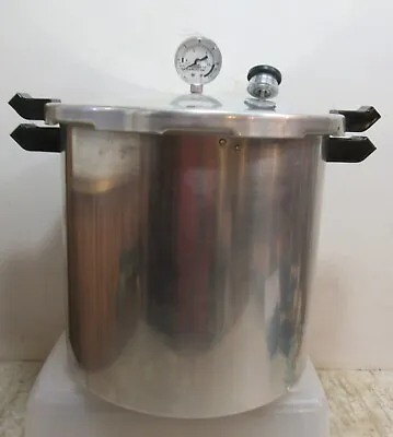 Vintage Presto Deluxe Pressure Cooker Canner 409a 22 Qt 0178005 • $65