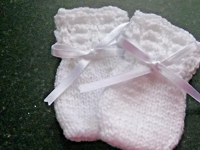 Lovely Hand Knitted Baby Mittens In White Size 0-3 Months (6) • £3.30