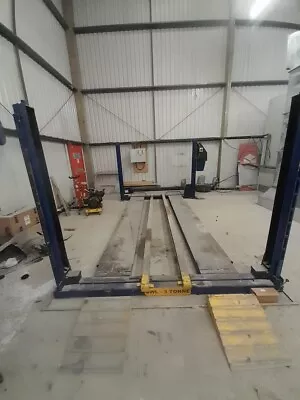 Used 4 Post Car Lift Ramp Good Condition  • £295