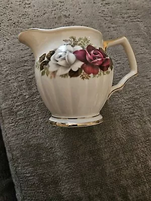 Collectable Sadler Milk/ Cream Jug • £2.99