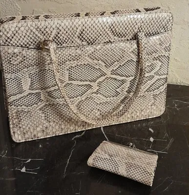 Vintage Genuine Python Snakeskin HandBag Purse With Matching Coin Purse  • $75