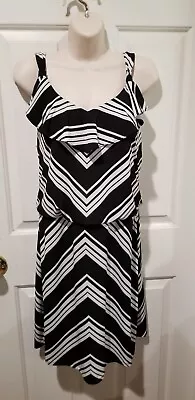 White House Black Market Women's Black & White Stripe Fit & Flare Dress Size M • $15.99