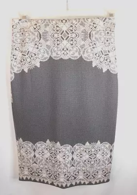 ECI New York Women's  Patterned Lace Look Skirt Stretch Waist Zip Closure Sz M • $14.99