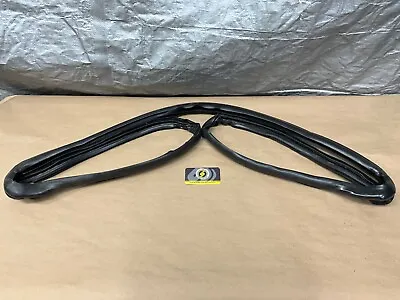 99-05 Mazda Miata MX5 NB OEM A Pillar Trim Seal Top Header Gasket Weatherstrip • $27.95