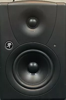 2 Studio Monitors & 2 Wall Mounting Stands • $250