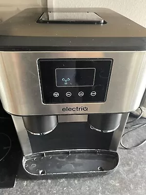 ElectriQ Countertop Ice Maker With Ice Crusher And Water Dispenser • £145