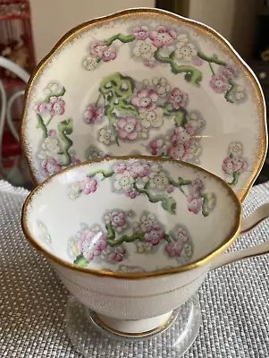 VINTAGE TEA CUP AND SAUCER ROYAL ALBERT 'MAY BLOSSOM' 1940s • $24