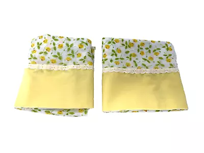 Vintage Set Of (2) 70s Standard Pillowcase Yellow Daffodils Eyelet Lace • $16.88