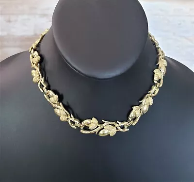 Vintage Necklace - Stunning Acorn Design - Gold Tone • $29.99