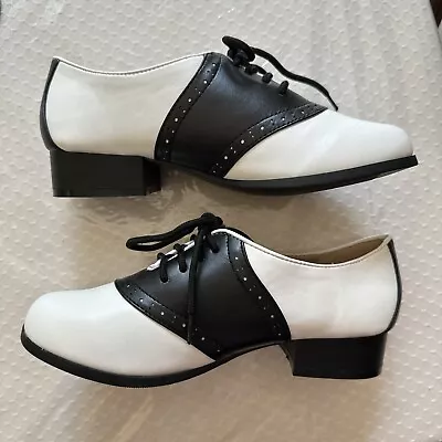 Ellie Womens Oxford Shoe 105-SD Size 6 • $25