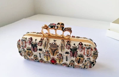 £2000 • Buy Stunning Alexander Mcqueen Embroidered Crystal Skull Clasp Clutch Box Bag - New