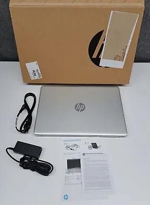 HP Laptop 15-dy2710nr 15.6  Intel Core I3-1115G4 8GB 512 GB SSD Silver - Touch • $279