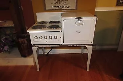 Vintage Antique 1937 Universal Electric Porcelain Farmhouse Stove/Oven #2065 • $700