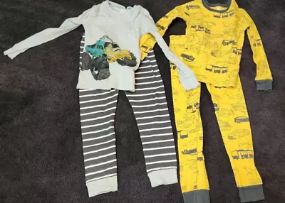 Boys Size 6/6A Pajama Lot Of 2 Pajama Sets Carters Cars & Monster Trucks  • $8