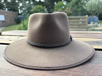 Akubra Cattleman Fawn Hat Size 57 Very Good Condition  • $75