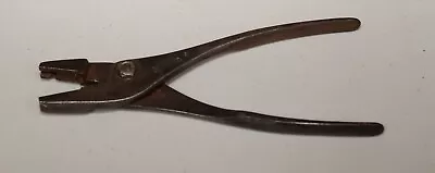 Vintage Snap-on Vacuum Grip 8  Wire Hose Pliers Mechanics Collectible Tool • $39.99