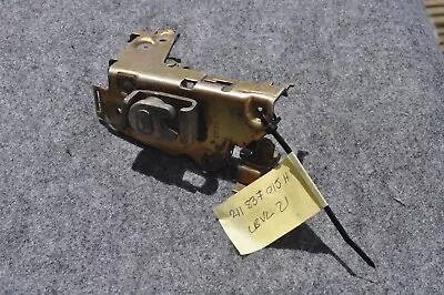 VW T2 Camper Cab Door Lock Mechanism Left Side Late Bay # 211 837 015H (LBVL21) • $39.83