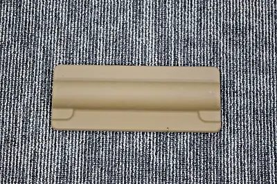 Land Rover Discovery 2 SE7 3rd Row Jump Seat Hinge Mount Trim Panel Bahama Beige • $17.99