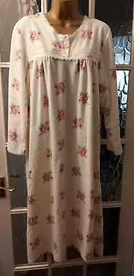 M&S Fleece NIghtdress Nightie Long Sleeve Beautifully Soft & Warm Size 12-14 • £16.50