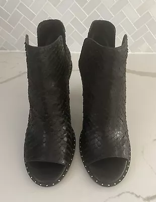 VC By Vince Camuto Black Brando Booties Size 7.5  • $68.99