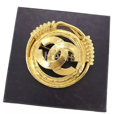 CHANEL CC Logos Spring Round Used Pin Brooch Gold 94P France Vintage #BR428 M • $879.03