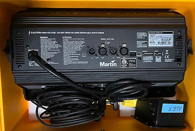 Martin Atomic 3000 DMX Xenon Discharge Strobe Light Fixture US 120V #90424300HU • $499.95