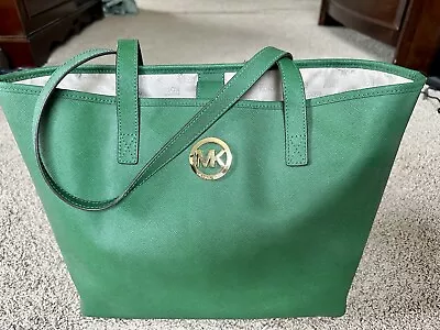 MICHAEL KORS Large Jet Set Item Snap Pocket Leather Green Color Tote Bag • $50