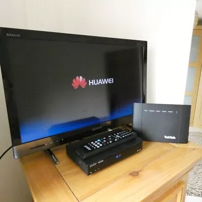 TalkTalk FREEVIEW HD - Set Top Box Huawei DN360T & Sony 24  Tv  & Router. BUNDLE • £43.99