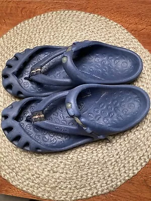 Women's Mion Bhakti Navy Blue Slip On Thong Sandals Shoes 7 • $46.99