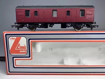 Lima 305357 CCT Van In BR Maroon Livery M94292 - OO Gauge - VNM Boxed Condition • £12.95