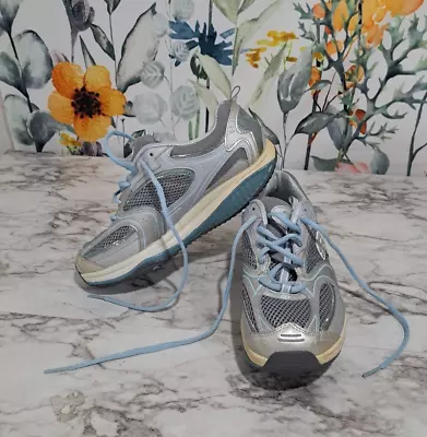 Skechers Women's Size 7.5 Shape Ups 12320 Walking Toning Shoes Silver/Blue • $32