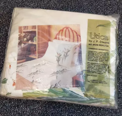 Vintage 1977 Nip Utica J.p. Stevens Percale Fitted Queen Sheet Flowers • $10