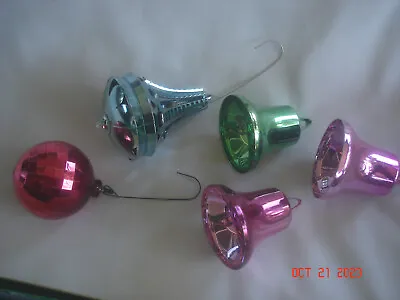 ASSORTED LOT 5 1970's MCM PLASTIC ORNAMENTS 3 Bells 1 Spinner Top 1 Prism Ball • $17.99