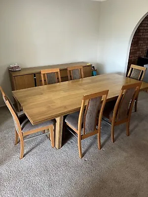 $800 • Buy Solid Timber 6 Seater Dining Table And Buffet In Near New Condition.