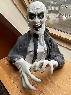 Animated Zombie Groundbreaker Halloween Decoration • £35