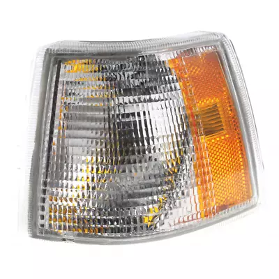 VO2550101 Fits 1993-1997 Volvo 850 Driver Side Front Reflector Dual Bulbs • $29.17