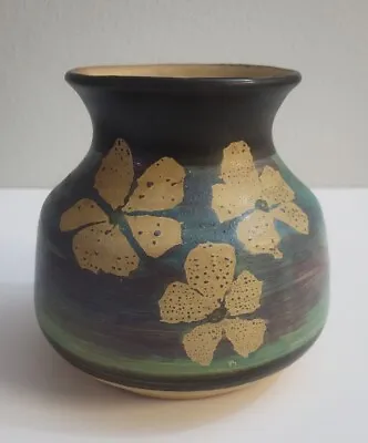 Vintage 1971 Pacific Stoneware Inc Pottery Vase Signed B Welsh 5.5 Inches  • $19