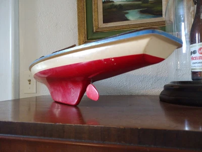 $62.95 • Buy VINTAGE 27  Model SAILBOAT POND Yacht BOAT Old Estate Find Unusual Orange Long