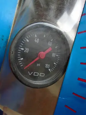 VDO Mechanical Oil Pressure Gauge 1 1/2  Dia Black Face 153-009 FREE SHIPING • $49