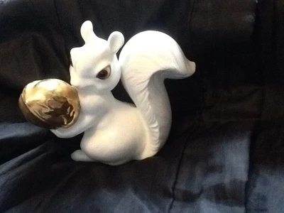 £10.99 • Buy Royal Osborne Bone China Squirrel 