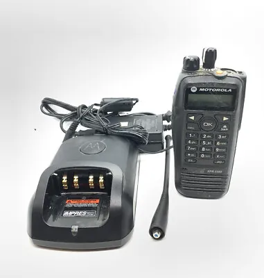 Motorola Xpr6580 Aah55uch9lb1an Two Way Radio W/ Battery & Charging Cradle • $99.99