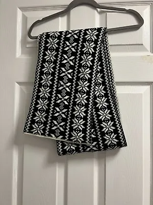 Black & White Reversible Infinity Fair Isle Loop Knitted Scarf • £4.99