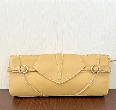 NEW Gorgeous Via Spiga Genuine Leather Beige/Sand Rectangular Clutch Bag • $30