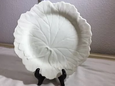 Wedgwood Of Etruria & Barlaston -Made In England- Cream Cabbage Leaf Plate 8  • $16.99