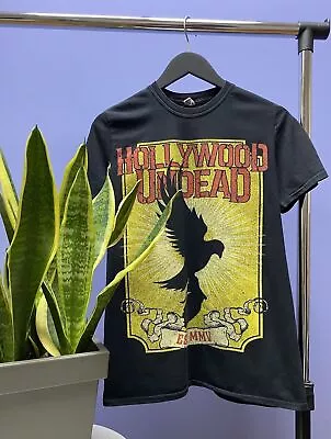 Hollywood Undead Band Rock T Shirt Size M Black Crewneck Medium • £43.73